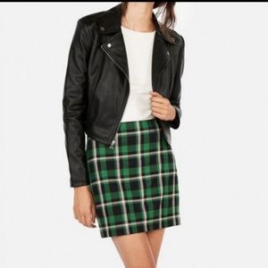 Express green plaid skirt 8